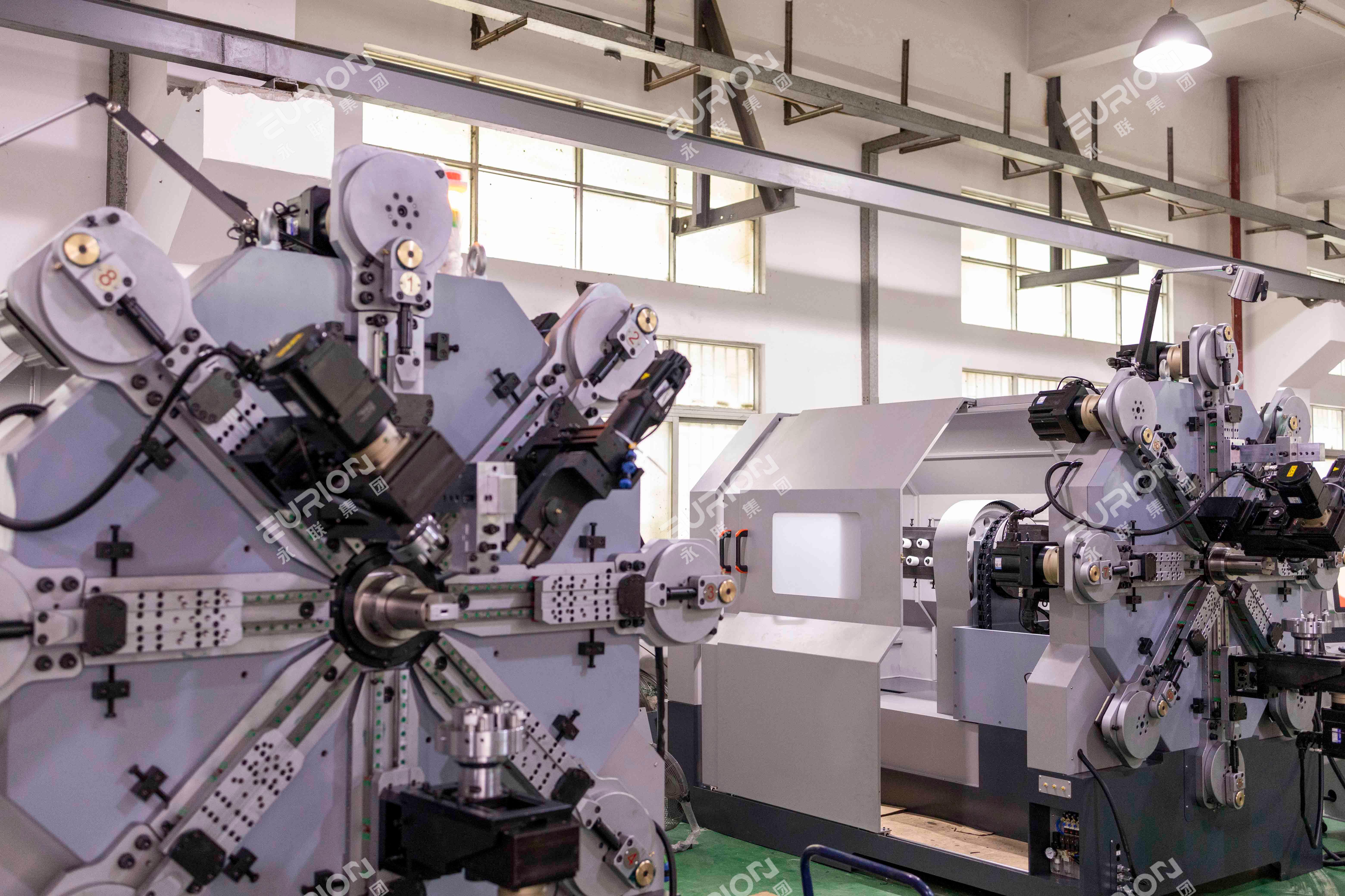 告別絕緣破損！包塑鋁排折彎?rùn)C(jī)的 “零劃傷” 解決方案