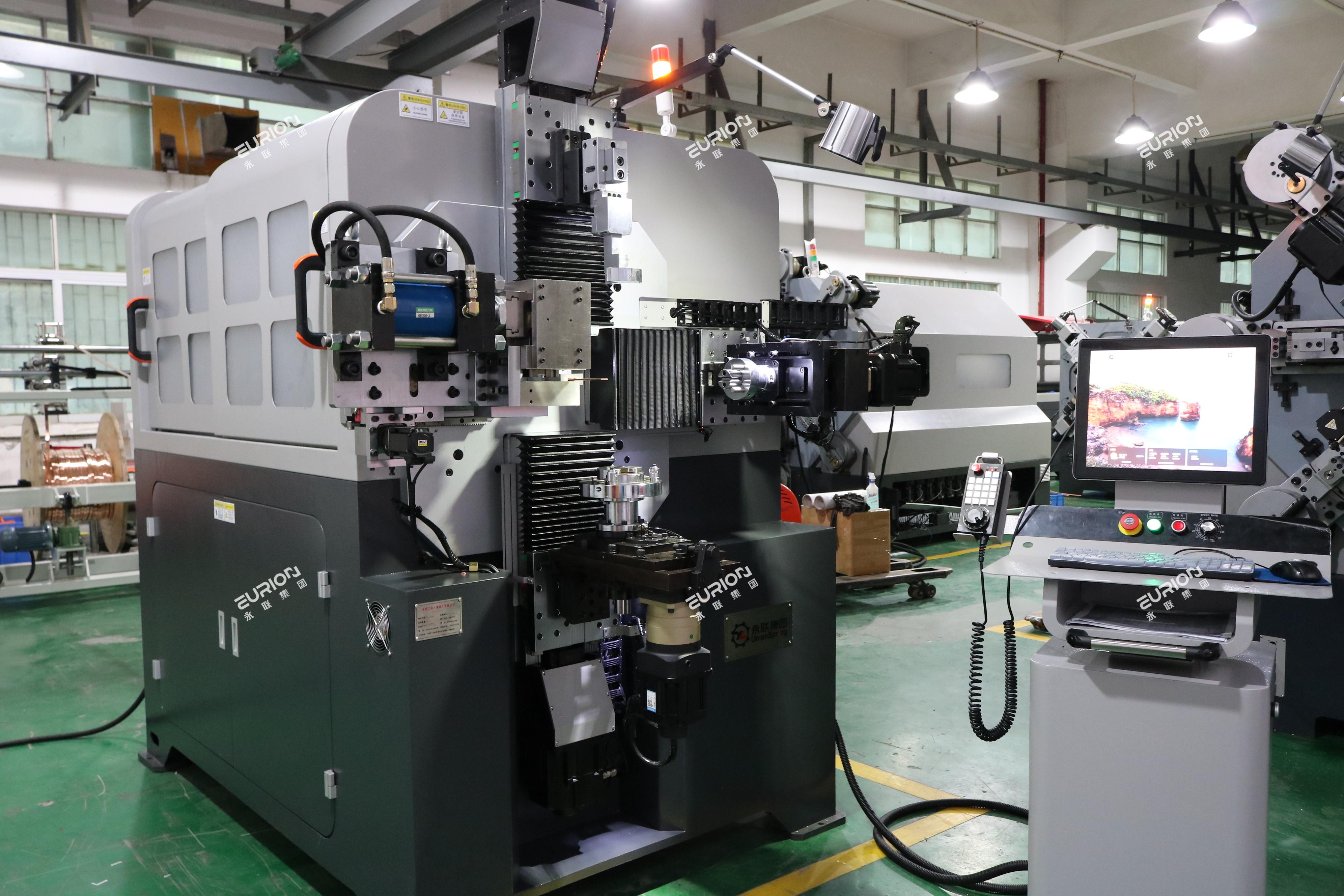 告別錘砸時(shí)代：現(xiàn)代折彎?rùn)C(jī)如何提升新能源母線連接可靠性與生產(chǎn)效率？